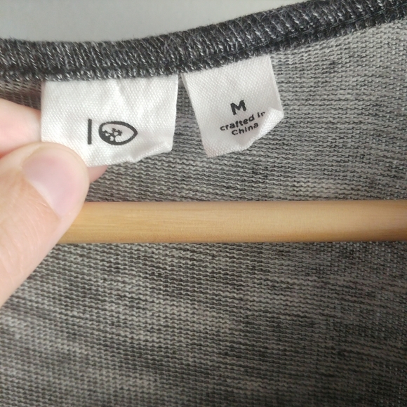 Ten Tree Organic Cotton / Recycled Top - Picture 2 of 6